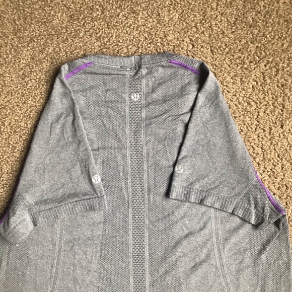 RARE Lululemon Run: Swiftly Tech Short Sleeve - Picture 9 of 9
